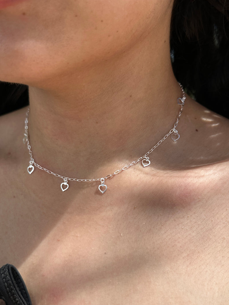 Choker corações